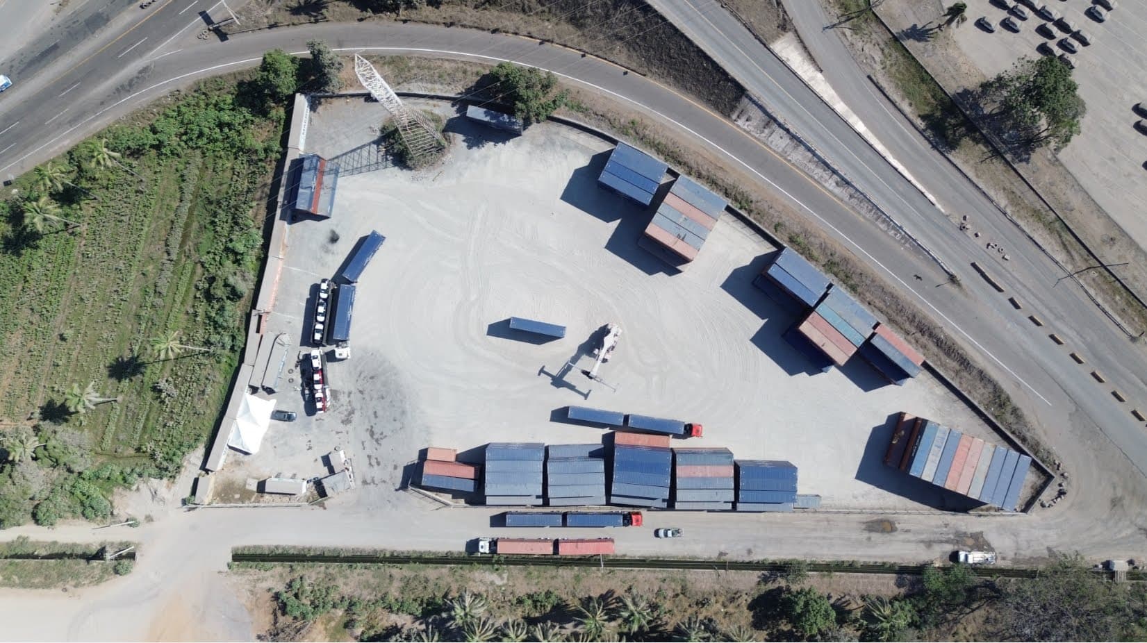 CONTAINER YARD